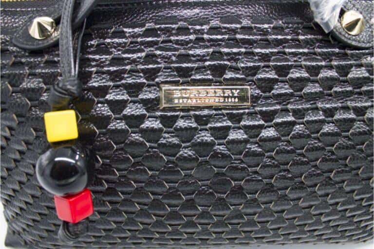 Как выбрать женскую 🌞 сумку бренда Burberry 👜